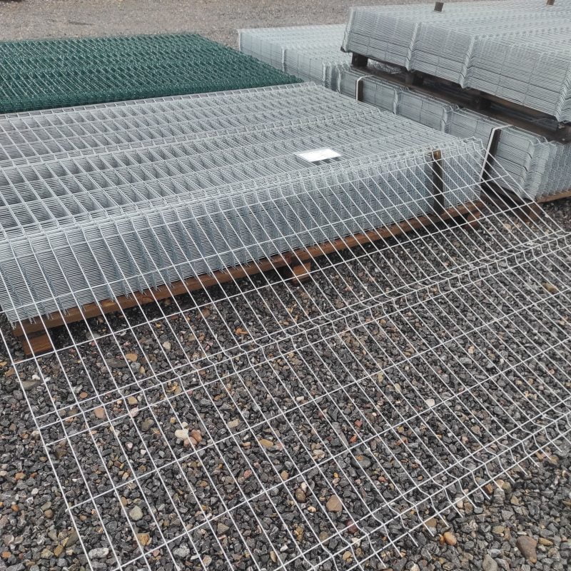 Panou zincat 1530x2500 cu ochi 200x60